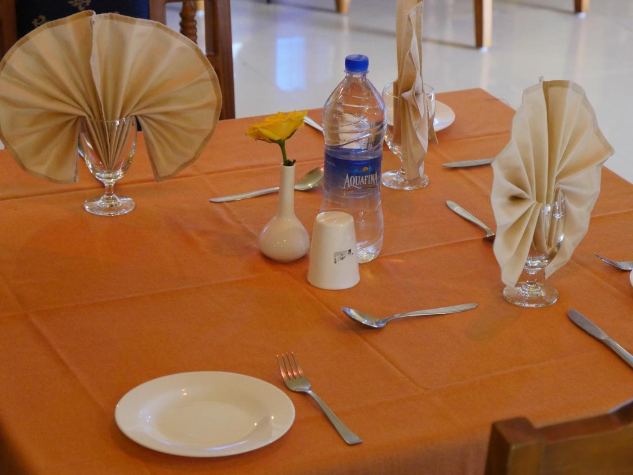 מלון Kilimanur Karthika Residency מראה חיצוני תמונה